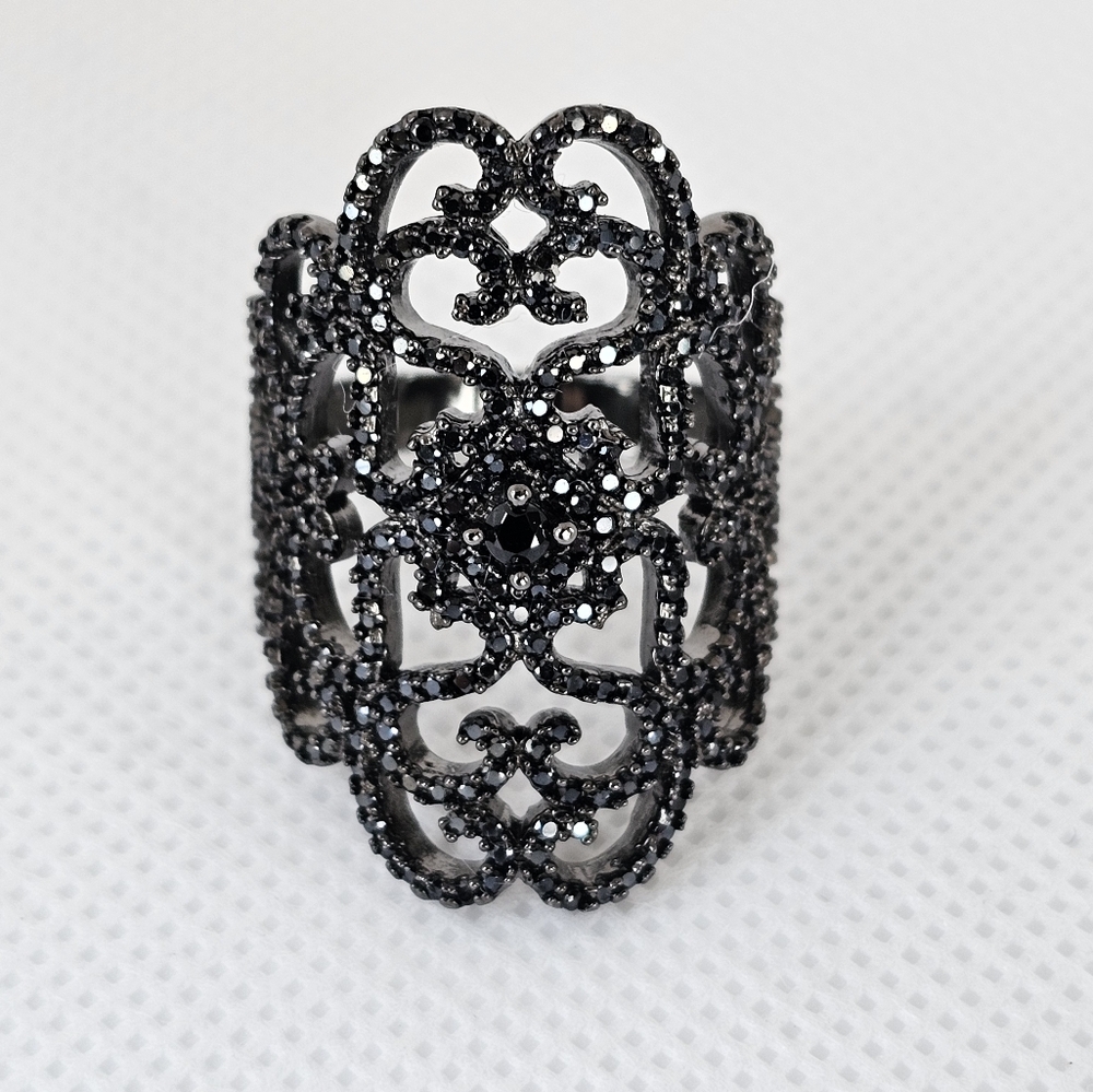 Beautiful Genuine Black Spinel in Black Rhodium over Sterling Silver. Sz 8!